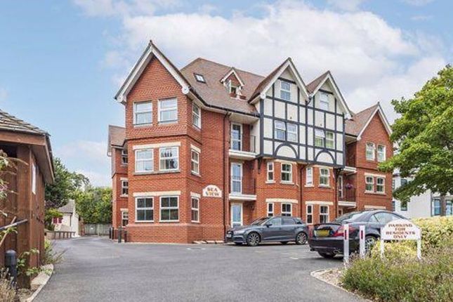 14 Boscombe Spa Road, Bournemouth BH5 2 bed flat for sale