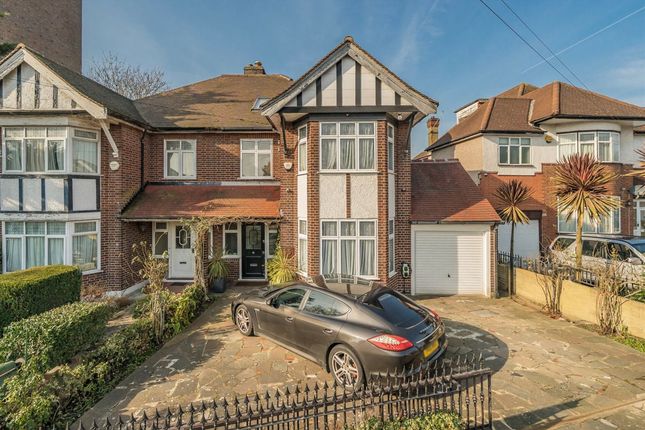 5 bedroom semi-detached house for sale