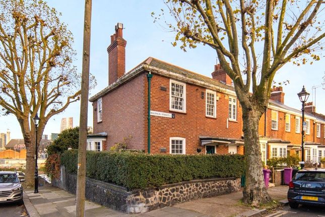 Baldock Street, Bow, London, E3 3 bed house for sale