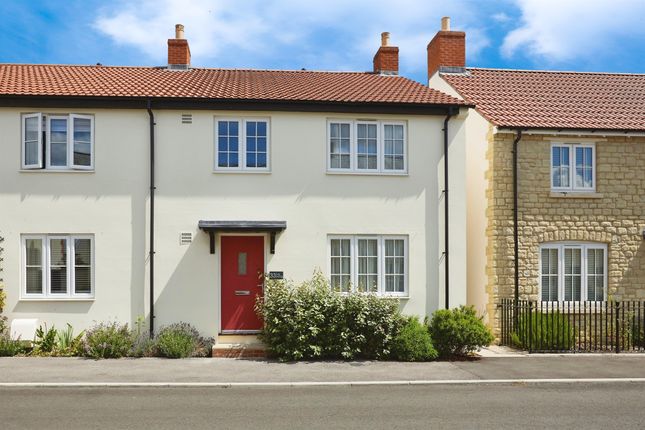 3 bed end terrace house
