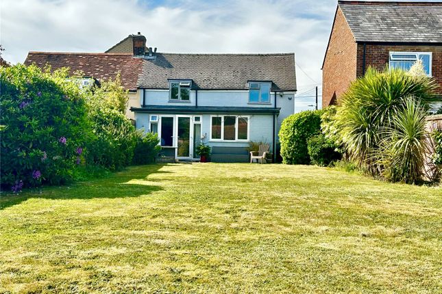 Wainsford Road, Pennington... 3 bed semi