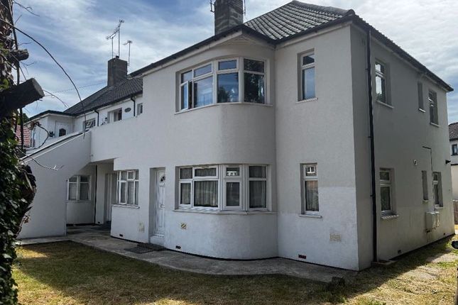 Abercorn Road, London NW7 2 bed property for sale