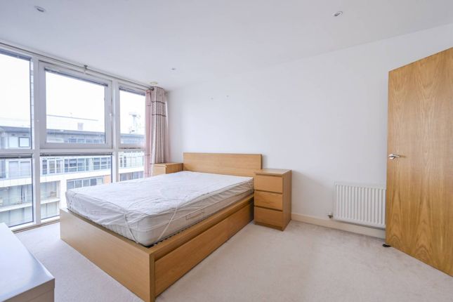 Western Gateway, Royal Docks, London... 2 bed flat for sale