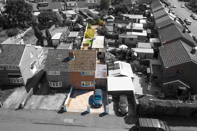 3 bed semi-detached house
