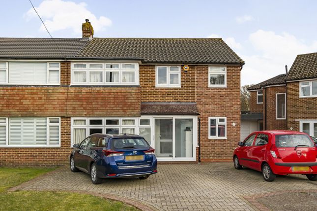 5 bedroom semi-detached house for sale