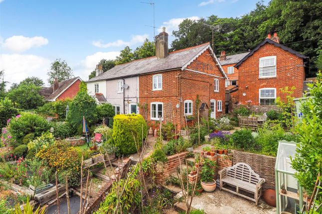 Lynch Hill, Whitchurch 2 bed cottage for sale