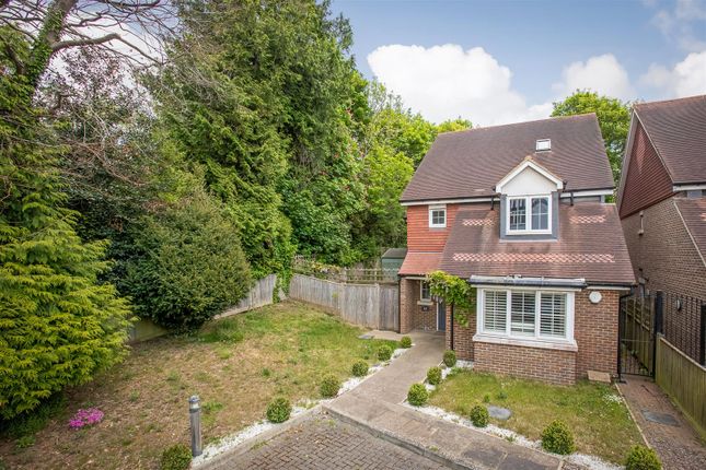 2 High Tree Close, Purley CR8 4 bed detached house for sale