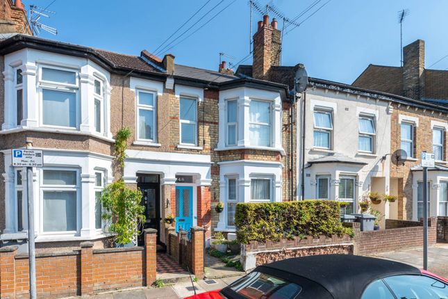 3 bed maisonette