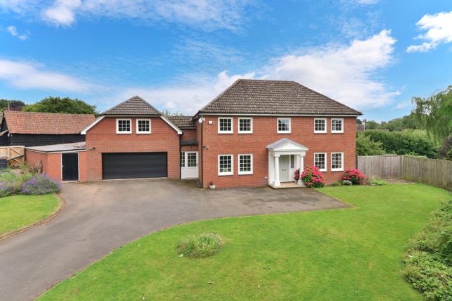 6 bedroom detached house for sale