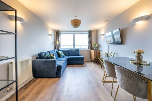 Ammonite House, Stratford, London, E15 1 bed flat for sale