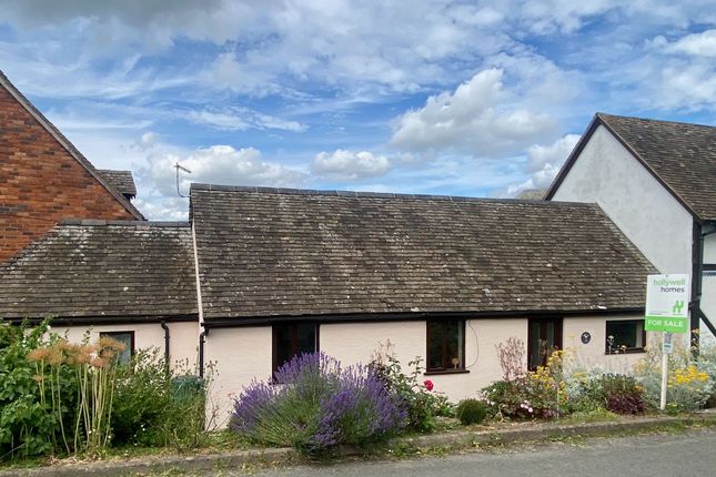 2 bedroom terraced bungalow for sale