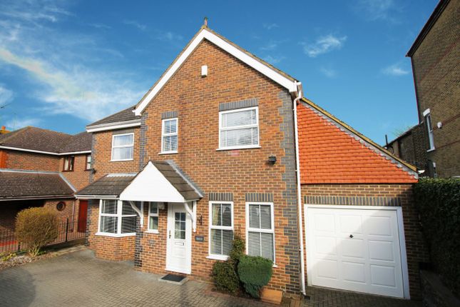 Maidstone Road, Rochester 4 bed detached house for sale