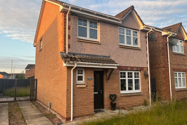 28 Petrie Way, Arbroath, DD11 4GS 3 bed detached house for sale