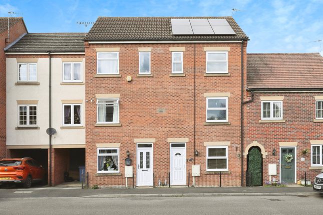 3 bed terraced house
