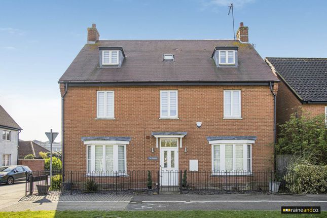 Dragon Road, Salisbury Village, Hatfield 5 bed detached house for sale