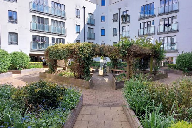 Holford Way, London 1 bed apartment for sale