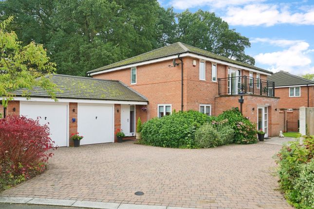 4 bed detached house