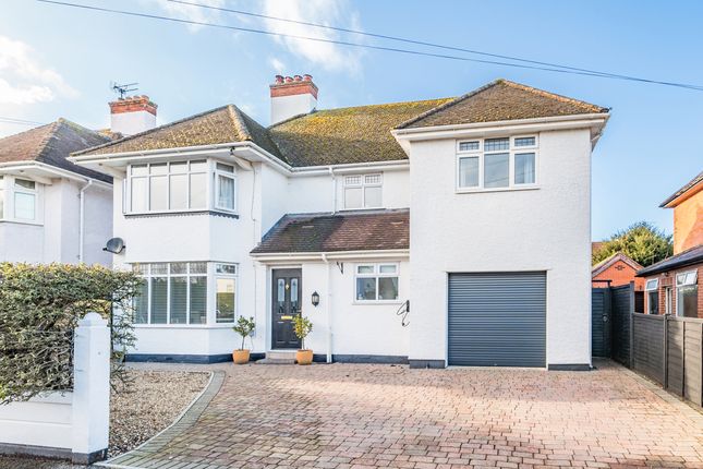 4 bed property