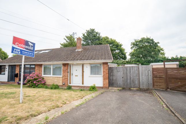 3 bedroom semi-detached bungalow for sale