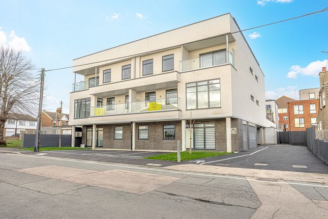 2 bed flat