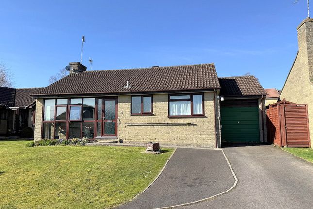 2 bed detached bungalow