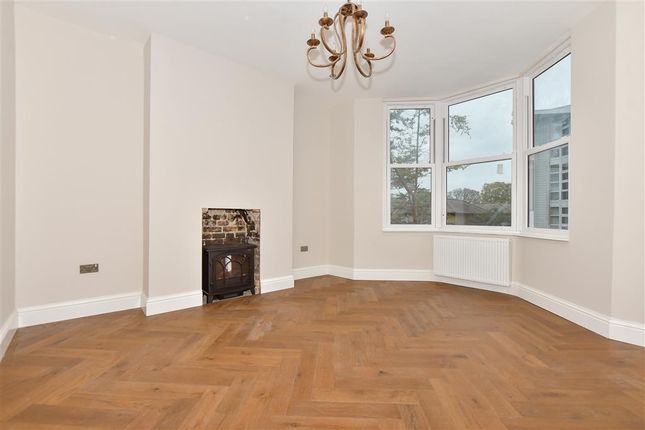 5 bed semi-detached house