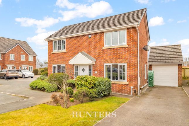 Leighton Avenue, Alkrington... 3 bed detached house for sale
