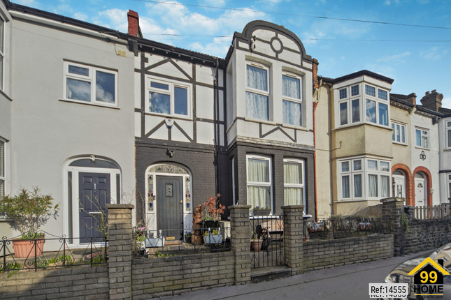 4 bedroom terraced house for sale