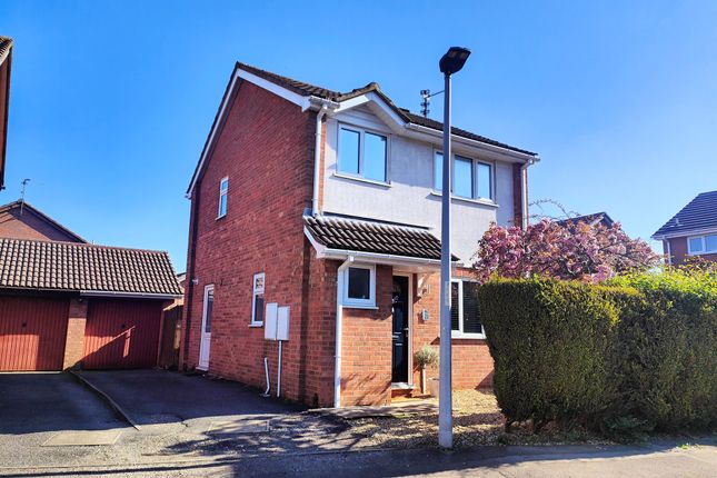 3 bed detached house