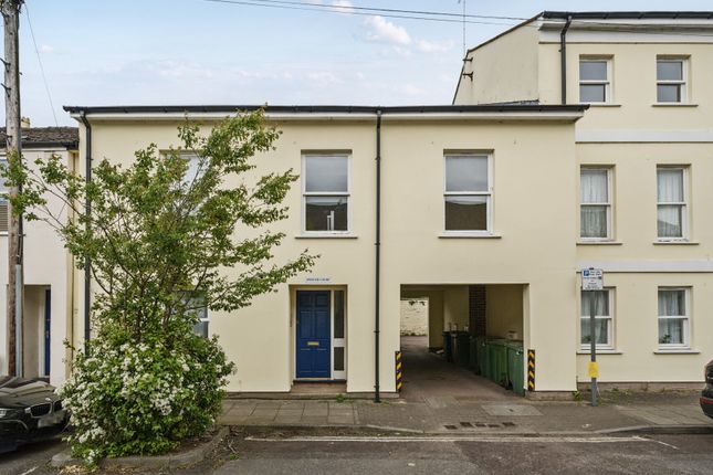 Park Street, Gloucestershire GL50 1 bed apartment for sale
