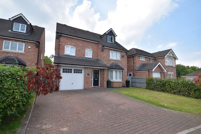 5 bedroom detached house for sale