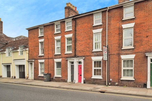 3 bedroom town house for sale