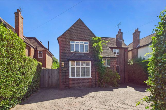 4 bed detached house