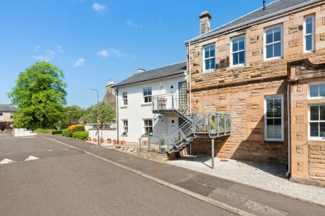 2 Old School Court, Linlithgow, EH49 2 bed flat for sale