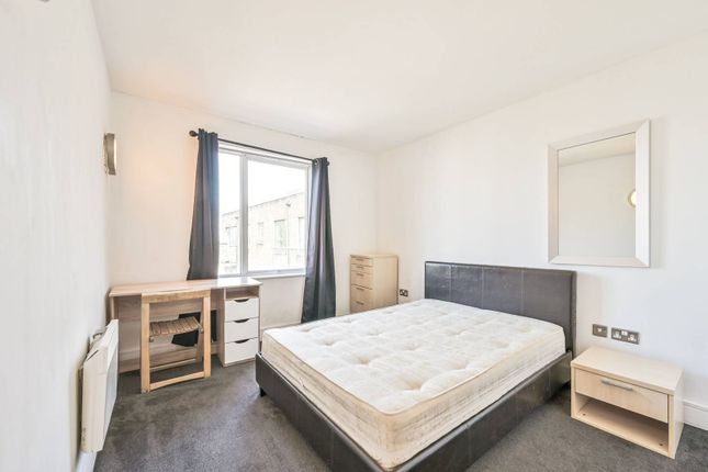 Finchley Road, Golders Green, London... 3 bed maisonette for sale