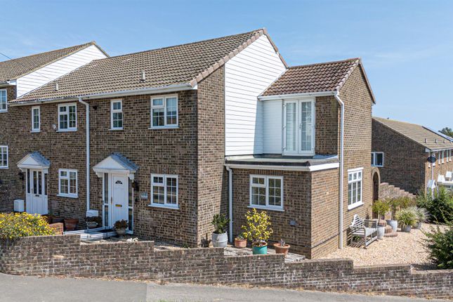 5 bed end terrace house