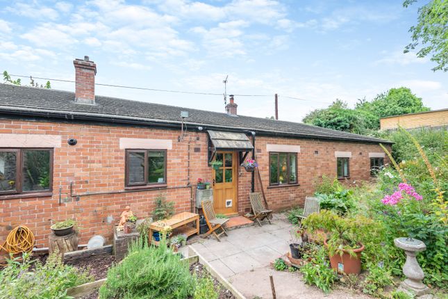 Mitchel Troy, Monmouth 3 bed bungalow for sale