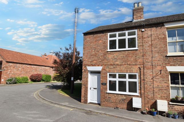 Pleasant Place, Louth LN11 0NA 2 bed end of terrace house for sale