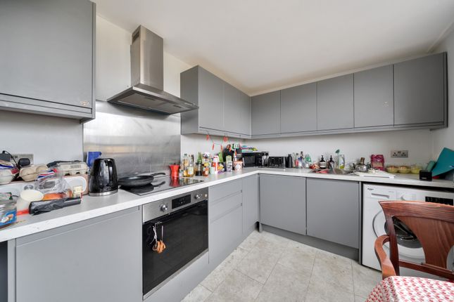 Leontine Close, London 3 bed maisonette for sale