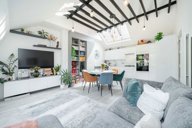 Fawley Road, London NW6 2 bed flat for sale