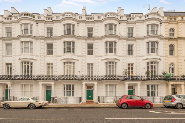 Gloucester Terrace, Paddington, London 1 bed flat for sale