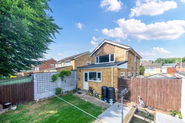 Stirling Gardens, Newmarket CB8 3 bed detached house for sale