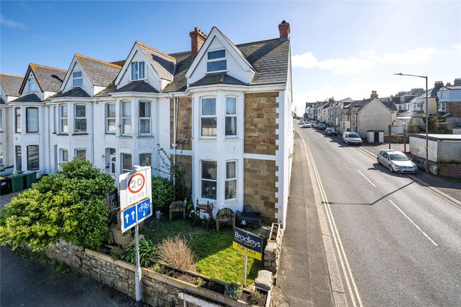 4 bedroom end of terrace house for sale