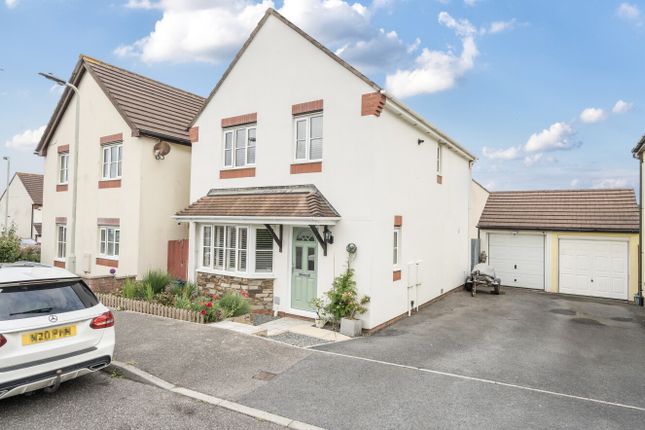 3 bed detached house