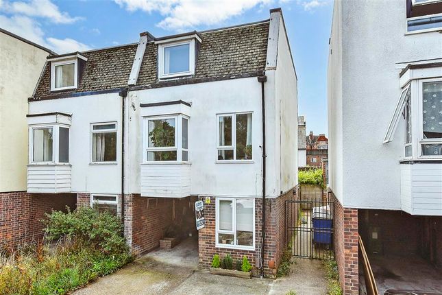 3 bed town house