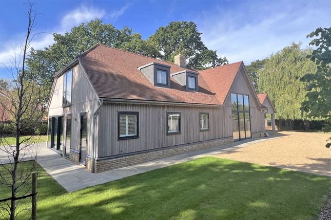 4 bed detached house