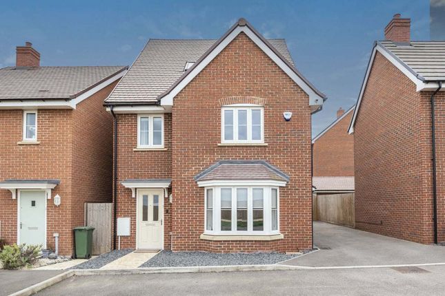 Montserrat Court, Milton Keynes, MK3 5 bed detached house for sale