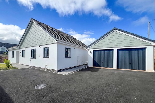 4 bedroom detached bungalow for sale