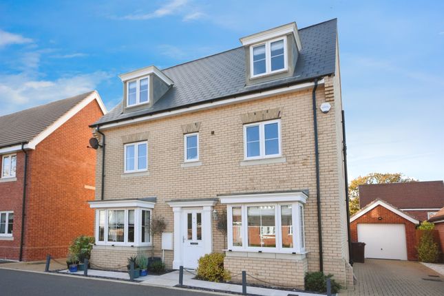 5 bedroom detached house for sale