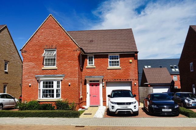 Lamport Crescent, Milton Keynes MK10 4 bed detached house for sale